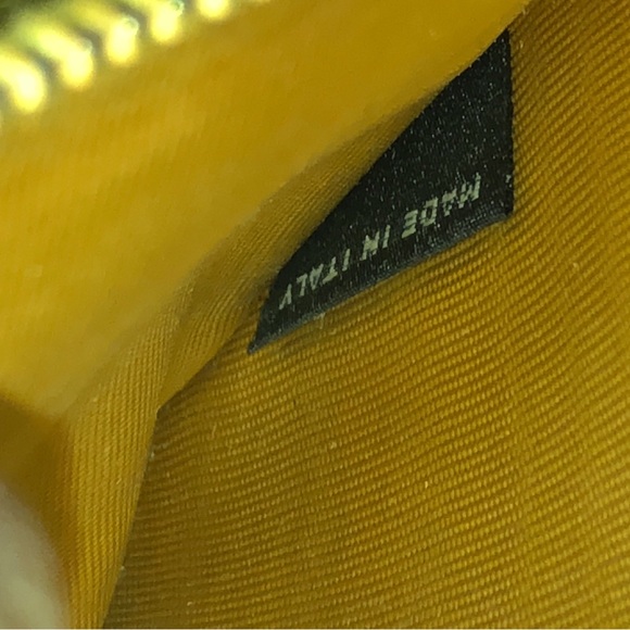 PRADA! Butter cream yellow with gold logo and trim Saffiano Leather Long Wallet - Picture 16 of 16